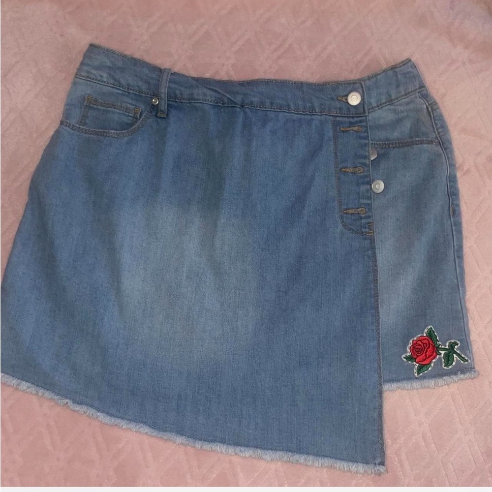 Energie Skirt with hand sewn patch size 13